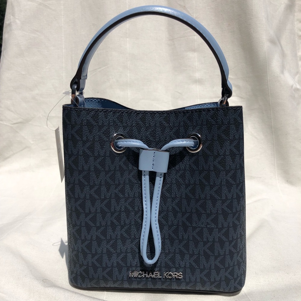 Micheal Kors Bucket Purse